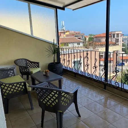 ゲストハウス Ivano 2*