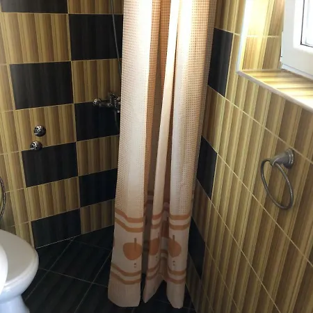 ゲストハウス Ivano プリモルスコ