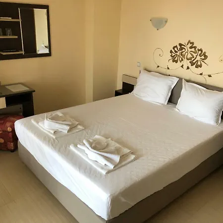 Ivano ゲストハウス