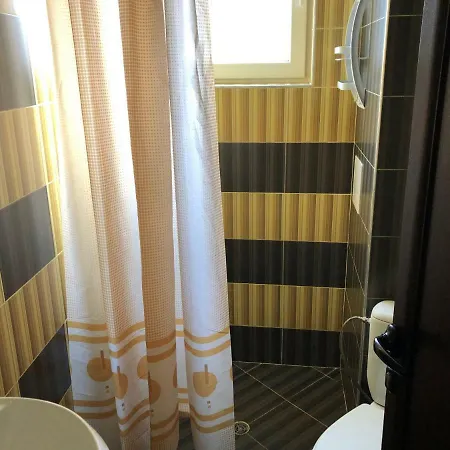 Ivano ゲストハウス プリモルスコ