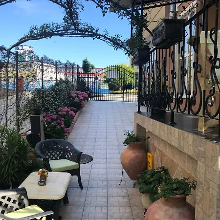 Ivano Guest house 2*