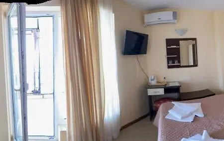 Ivano בית הארחה