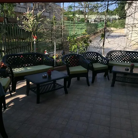 Guest house Ivano 2*