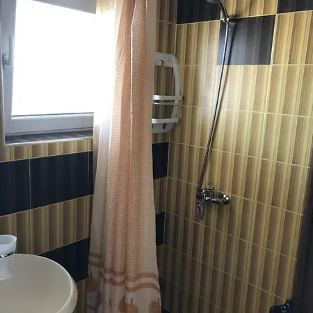 בית הארחה Ivano 2*