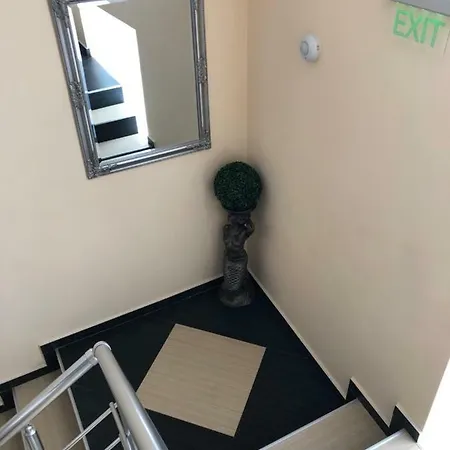 Ivano בית הארחה פרימורסקו