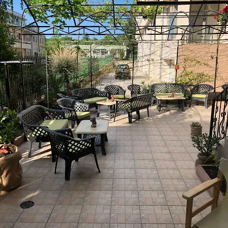 Ivano בית הארחה 2*