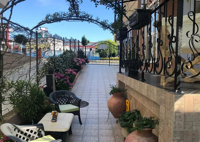 Ivano Guest house 2*